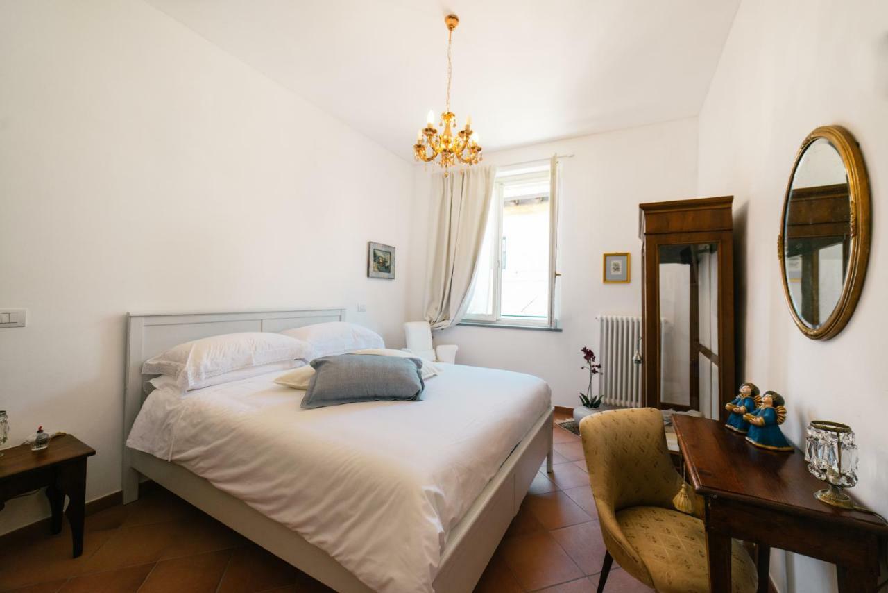Bb Porta Augustea - Fano Hotel Bagian luar foto